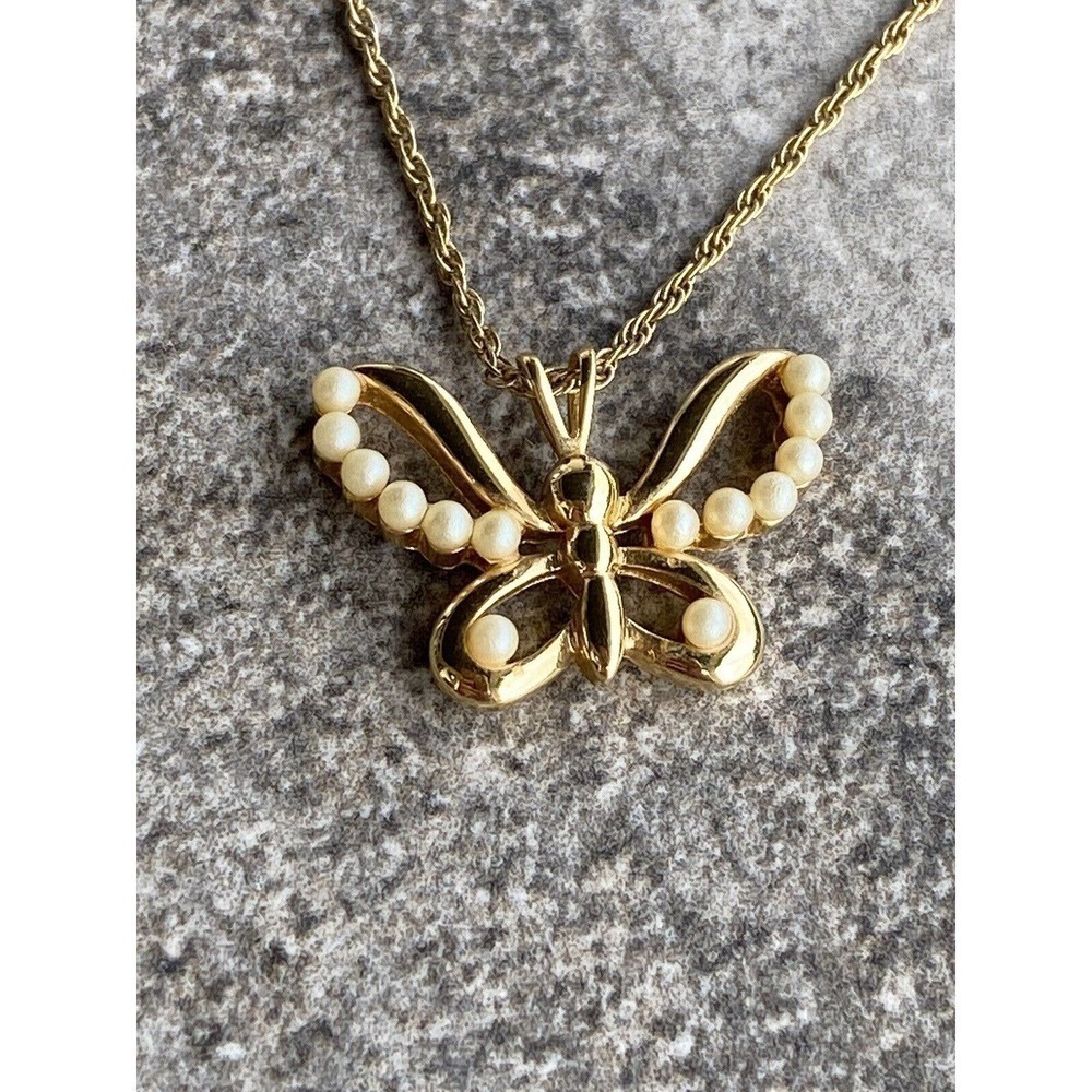 Crown Trifari Necklace Butterfly Pendant Faux Pearls 15.5”
